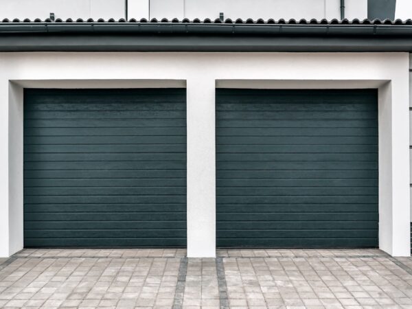 GARAGE3 600X450 | Centrale clôture Vente et pose de portes de garage Javey à proximité d’Ensisheim et Colmar Kingersheim 0