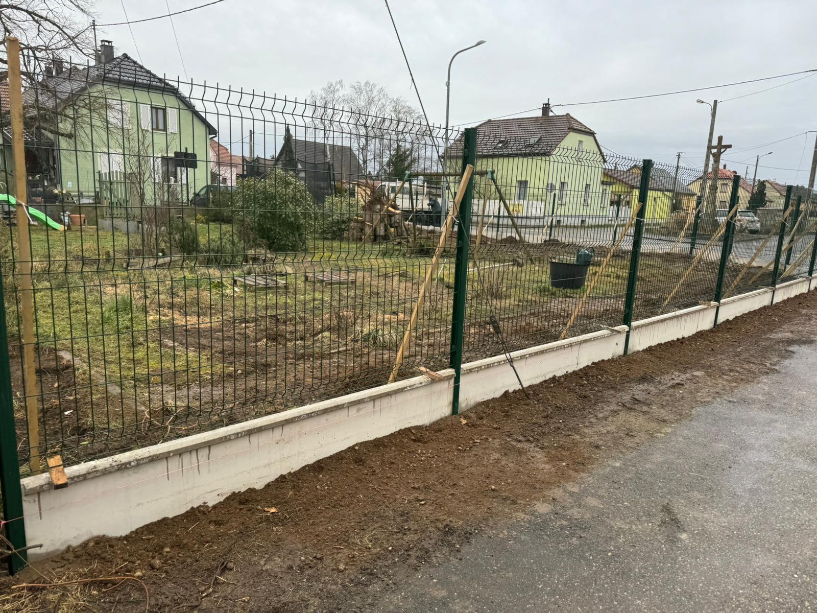 8A23E2C2 E1E0 47FC B133 527B057BD5C5 | Centrale clôture Réalisation de notre équipe de pose à MUNCHHOUSE. (Avant/après) Audincourt 4