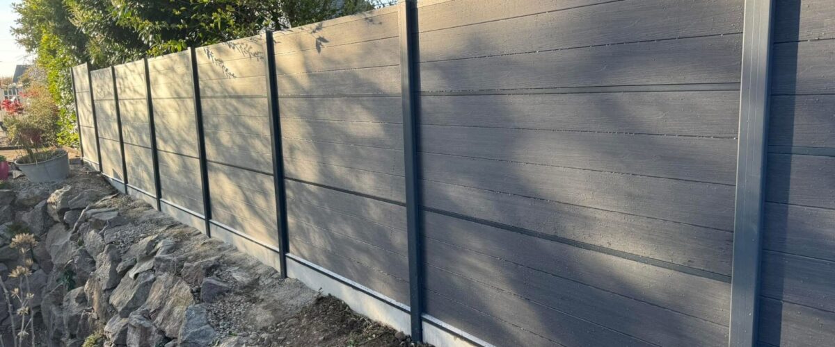 Vente et pose de grillages, panneaux rigides et cl&ocirc;tures b&eacute;ton vers Ensisheim et Mulhouse Belfort 0